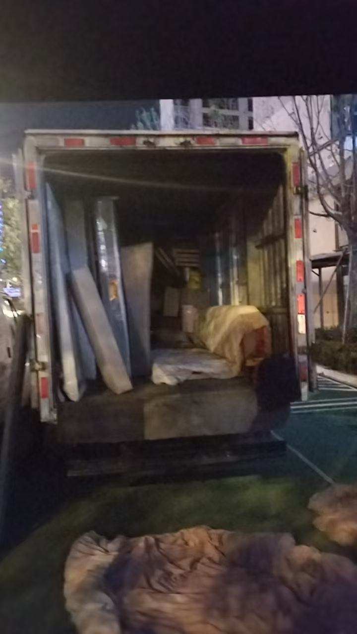 青岛搬家过程中艺术品司机如何保护运输